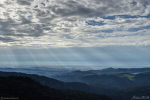 sunbeams above lyons colorado