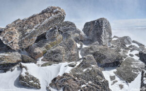 022 rime ice on summit rocks mount bierstadt colorado winter