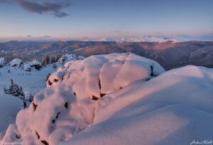 winter sunrise mount evans mount blue sky wilderness colorado 23 april 2023