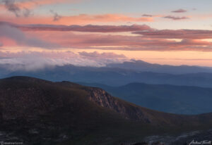 Sunrise Mount Spalding view north - 27 Aug 2023