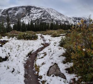 Early snow chicago lakes valley footpath august 15