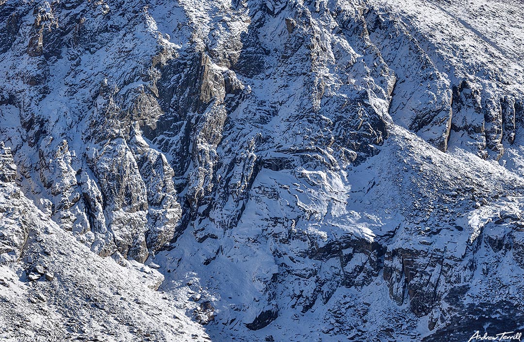 crags above lower chicago lake mount blue sky 9 November 2023