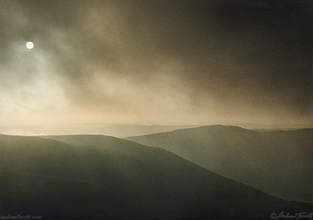 kinder scout fog morning mist and sun