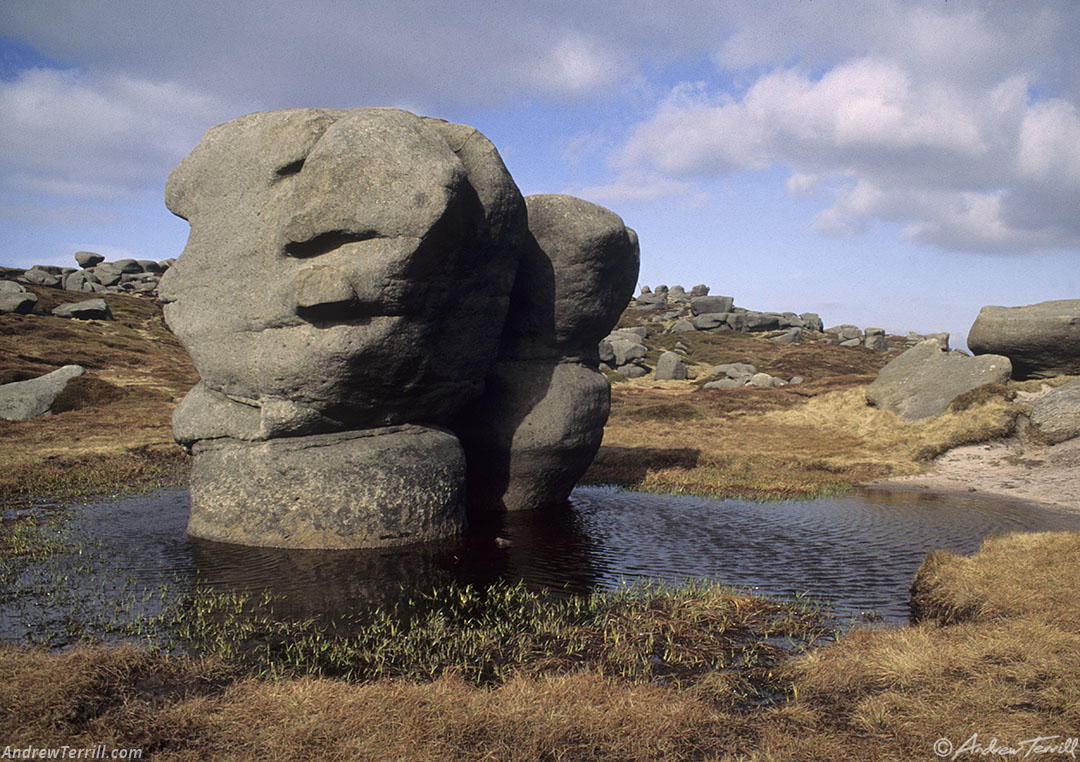 kinder scout gritstone moat stone close up