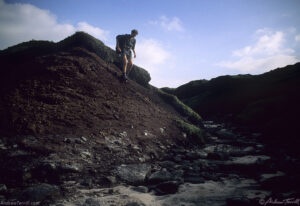 Kinder Scout plateau crossing peat grouphs