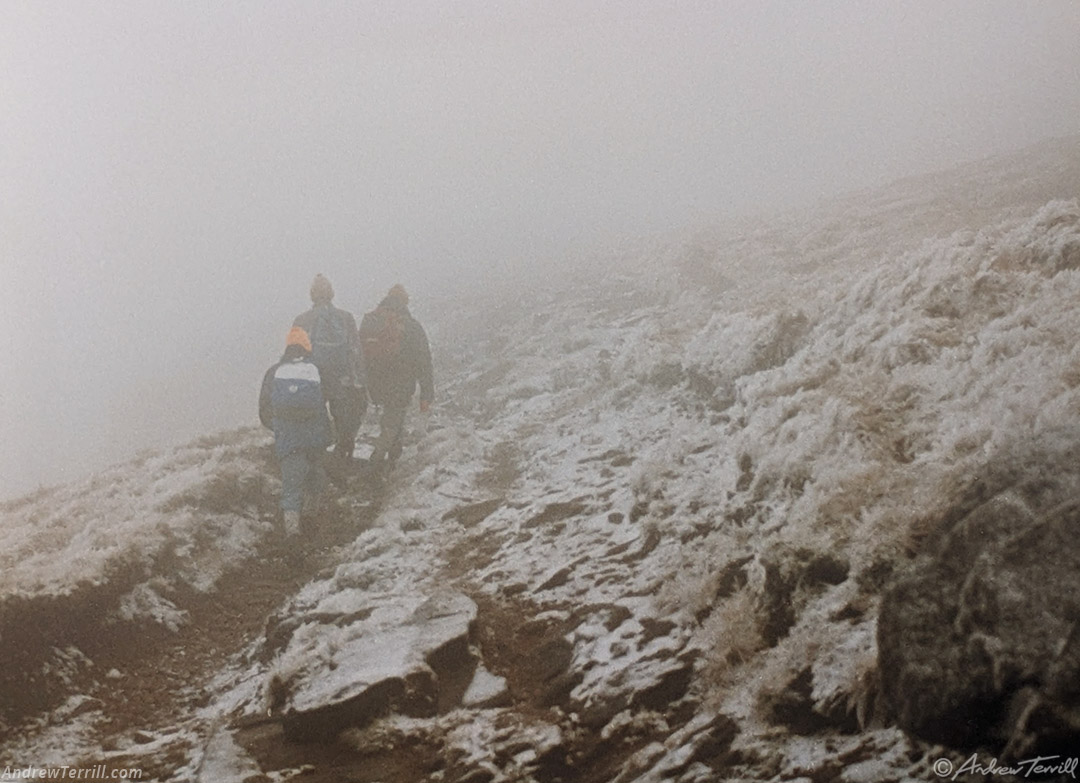 kinder scout fog hikers december 1988