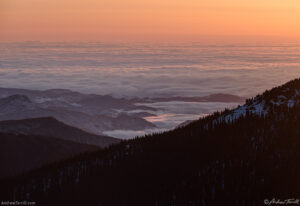 sunrise above the clouds colorado - 21 april 2024