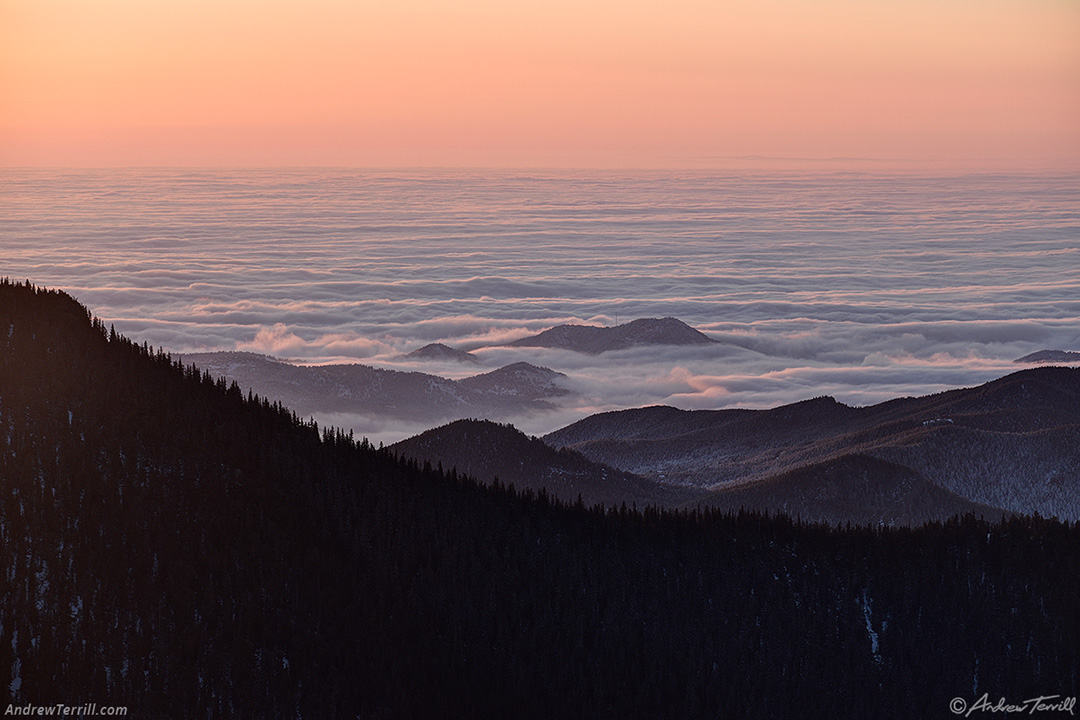 sunrise above the clouds colorado - 21 april 2024